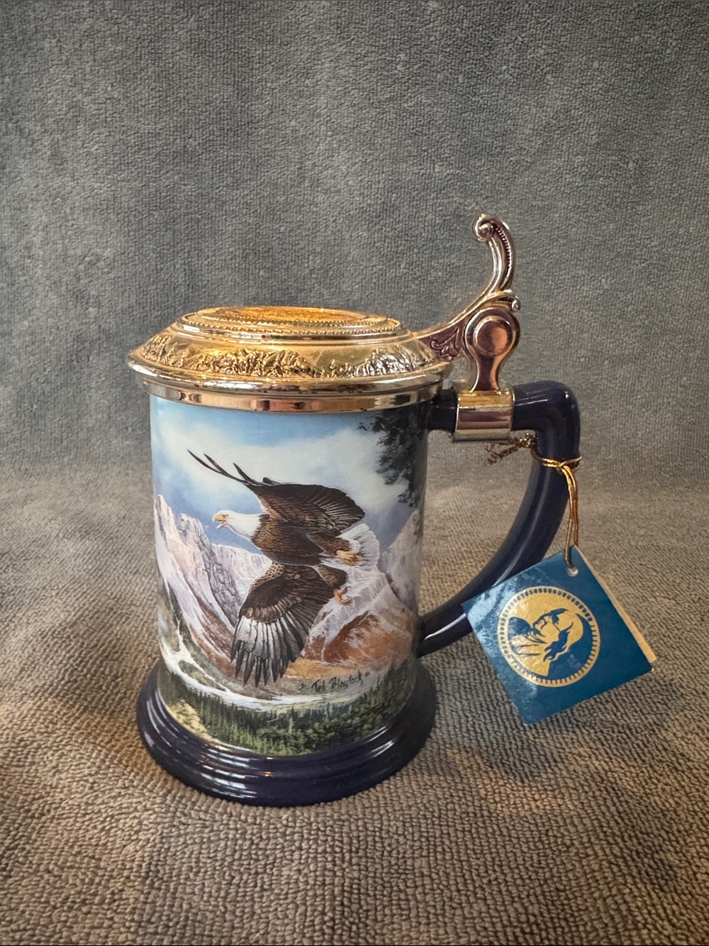 Franklin Mint “Eagle of the Last Frontier” Porcelain Collector Tankard Stein